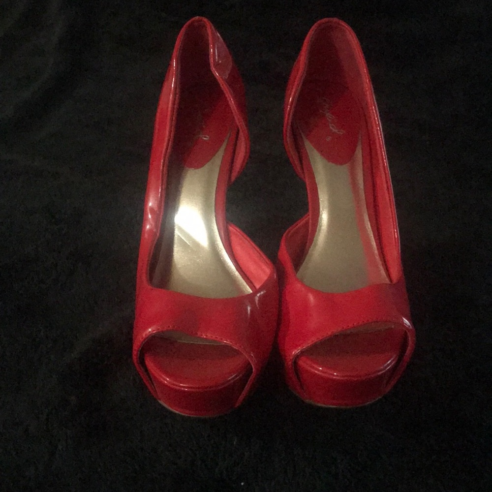 Blood Red Qupid heels